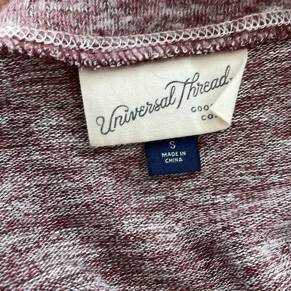 Universal Thread Sweater - Picture 3 of 3